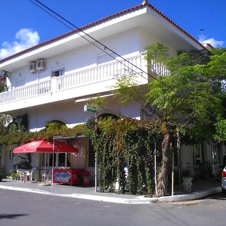 Karin & Nikos Otel Ireo  Dış mekan fotoğraf